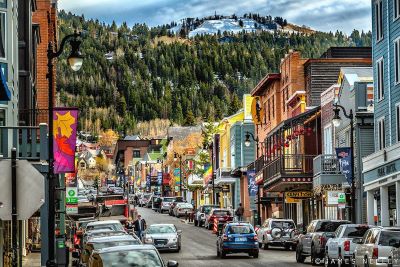 Busy Park City Main Street Busy Park City Main Street