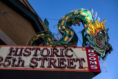 Historic 25th Street Sign