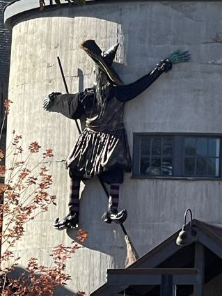 Witch Splat